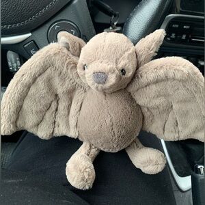 Jelly cat bashful bat.